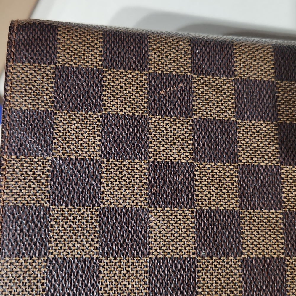 Louis Vuitton Checkered Brown and Black Planner - Picture 9 of 10